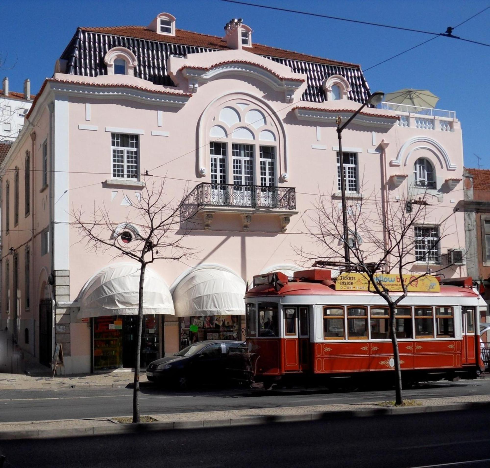 1 Bedroom Located Heart Of Lejlighed *